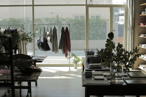 https://foglinenworkeurope.com/blogs/news/the-fog-store-in-tokyo Travel To Tokyo, Travel To Japan, Fog Linen Work, Fog Linen, Linen Store, Tokyo Travel, The Visit, The Fog, Soft Light