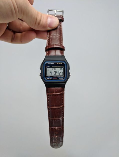 Casio Vintage Watch, Watch With Leather Strap, Stylish Watches Men, New Template, Custom Strap, Retro Watches, Vintage Watches For Men, Pocket Watches, Stylish Watches