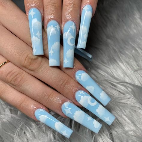 Carolina Blue Nails Designs, Blue Nails Almond Shape, Blue Nails With Snowflakes, Blue Baby Shower Nails, Blue Nails Inspiration, Baby Shower Nails Boy, Aesthetic Blue Nails, Blue Nails With Design, Blue Nails Almond