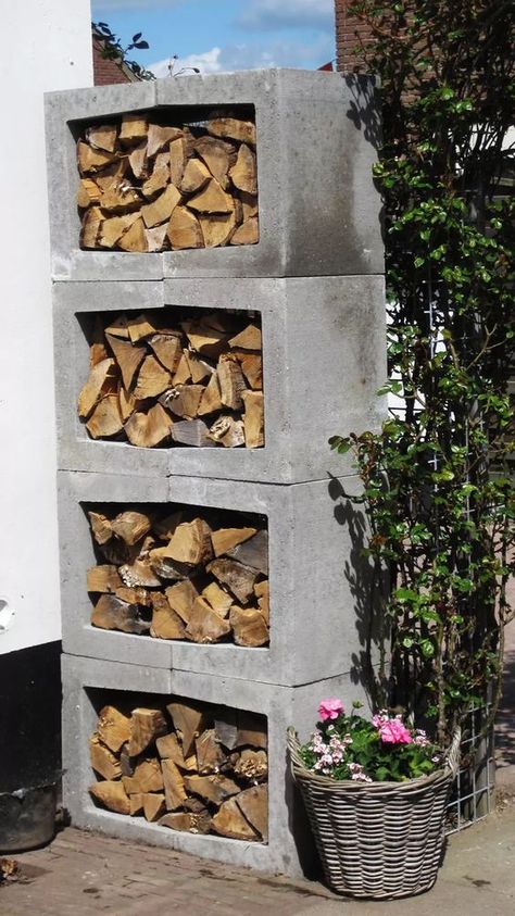 Good-Looking Firewood Log Store Ideas - Decoholic Firewood Storage Outdoor, Wooden Storage Sheds, Outdoor Firewood Rack, Ormanlık Alan, Firewood Racks, Firewood Logs, Firewood Holder, Wood Storage Sheds, Firewood Rack