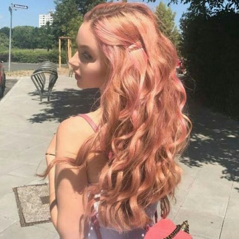 Rose Gold Hair Shades, Rose Gold Hair Color, Gold Hair Color, Blend Wig, Gold Hair Colors, Hair Color Rose Gold, Hot Hair Styles, Hair Shades, Rose Gold Hair