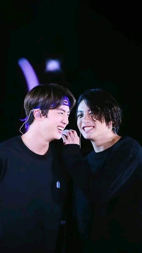 Jungkook And Jin Cute, Jin And Jungkook Wallpaper, Jinkook Cute Wallpaper, Jin With Jungkook, Jin And Jungkook Cute, Jin Jungkook Wallpaper, Jinkook Wallpapers, Jin Y Jungkook, Seokjin And Jungkook