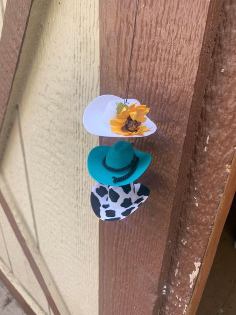 Diy Mini Cowboy Hat Car Decor, Handmade Western Mini Hat, Cheetah Craft, Cowboy Hat Car Hanging, Rear View Mirror Cowboy Hat, Cowboy Hat Car Charm, Cowboy Hat Crafts, Mini Cowboy, Mini Cowboy Hat