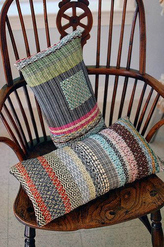 Rosepath Weaving, Saori Weaving, Rigid Heddle Weaving, Pretty Pillow, Quilting Inspiration, Deco Boheme, Sewing Pillows, Weaving Textiles, Crochet Pillow