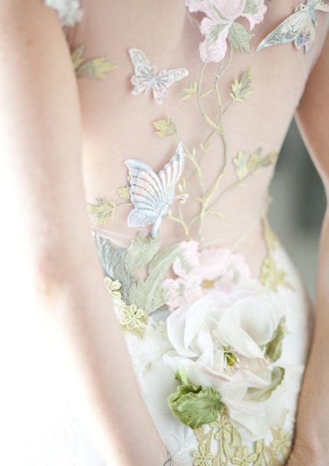 butterfly embroidered wedding dress Detail Couture, Madame Butterfly, Claire Pettibone, Butterfly Wedding, Lace Wedding Dress, Gorgeous Gowns, Just Girly Things, Beautiful Gowns, California Wedding