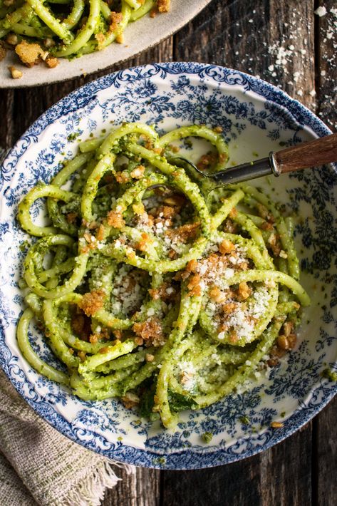 Pine Nuts Pasta, Pesto Dishes, The Original Dish, Pine Nut Recipes, Creamy Pesto Pasta, Creamy Pesto Sauce, Pumpkin Pasta, Creamy Pesto, Pine Nut