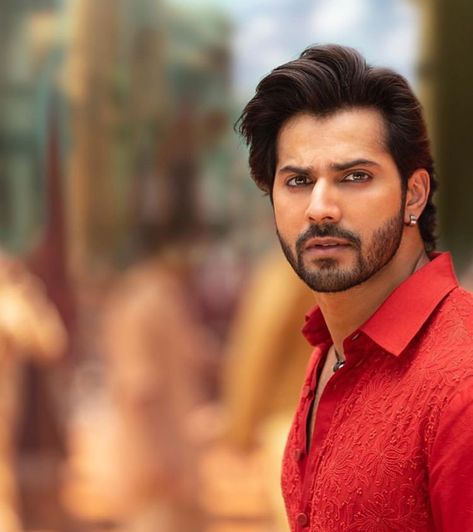 Kalank Movie, Varun Dhawan Wallpaper, Varun Dhawan Photos, Alia Bhatt Varun Dhawan, Alia And Varun, Shruti Hassan, Neha Kakkar, Bollywood Outfits, Kuching