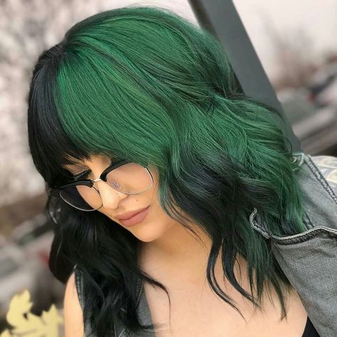 Half Black Half Green Hair Split, Half Black Half Dark Green Hair, Dark Green And Black Split Dye, Color Block Green Hair, Black And Green Color Block Hair, Dark Green Color Block Hair, Forest Green Peekaboo Hair, Jade Green Hair Color, Dark Green Split Dye