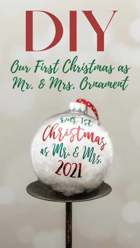 Snag the free SVG for this Our First Christmas as Mr. & Mrs. ornament! Cricut Ornaments, First Christmas Together Ornament, Wedding Christmas Ornaments, Mr And Mrs Ornament, Diy Your Wedding, Our First Christmas Ornament, Cricut Wedding, Christmas Cut Files, Christmas Projects Diy