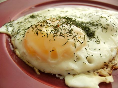 Breakfast Recipes With Eggs, Recipes With Eggs, Best Egg Recipes, Fried Egg Sandwich, Keto Egg Fast, Parsley Recipes, Dill Recipes, Egg Fast, Egg Recipes For Breakfast