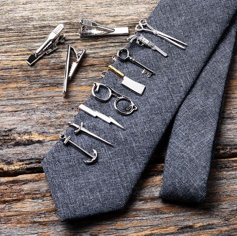 Pairing Ties and Tie Bars Simpul Dasi, Manset Lengan, Mens Fashion Suits, Tie Bar, Suit Accessories, Tie Knots, Tie Accessories, Mens Accessories Fashion, Suit Fashion