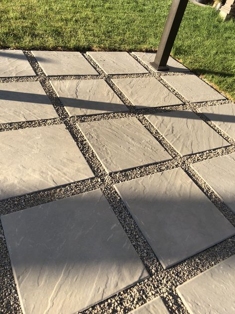 Outdoor Stones Ideas, Cement Pavers Backyard, Pavers With Black Rocks In Between, Paver And Stone Patio, Checker Board Patio, Pea Gravel With Pavers, Paver Patio Ideas Paving Stones Pea Gravel, Backyard Patio Floor Ideas, 24x24 Paver Patio Ideas