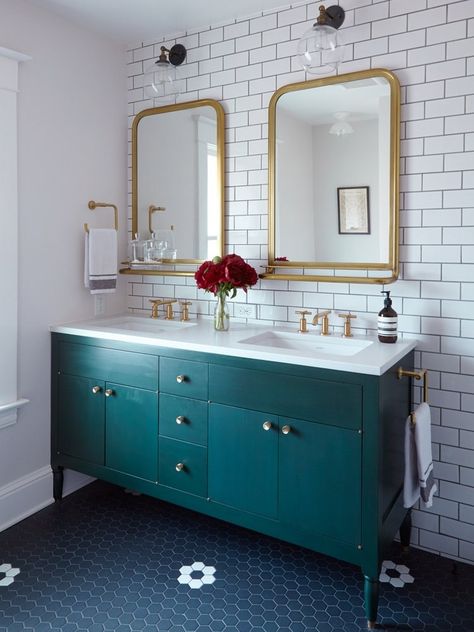 4 Week Bathroom Refresh – Week 1 | Maggie Overby Studios Vanity Painting, 50s Bathroom, Kids Bathroom Remodel, Poppy Lane, Gold Bad, Sunset Hill, Teal Bathroom, Downstairs Loo, Bad Inspiration