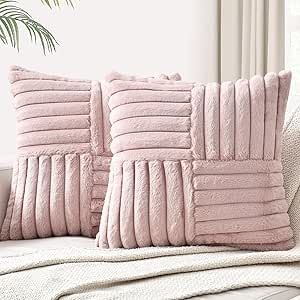 Couch Pillow Arrangement, Sofa Couch Living Room, Bed Sofa Living Room, Living Room Pink, Pink Throw Pillow, Fluffy Cushions, Beige Bedroom, Pink Throw, Pillow Arrangement