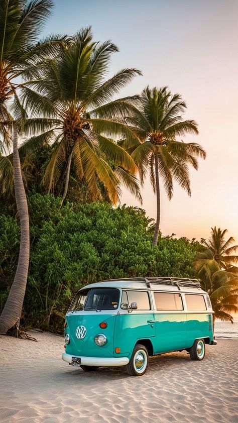 Retro Surf Aesthetic Wallpaper, Vw Bus Wallpaper Iphone, Beach Aesthetic Wallpaper Surfboard, Beach Van Wallpaper, Kombi Van Aesthetic, Vw Bus Photo, Volkswagen Van, Cool Car Pictures, Tropical House