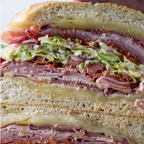 Lunch Meat Sandwiches Ideas, Italian Grinder Sandwich Recipes, Italian Grinder Sandwich, Grinder Salad Sandwich, Grinder Sandwiches, Italian Sandwich Recipes, Italian Grinder, Marinated Salad, Grinder Salad