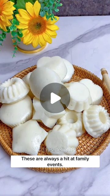 2day’s Delights on Instagram: "Steamed Rice Cakes 白糖糕   - 400g white rice  - 100g water Grind and filter.   - Add 150g all-purpose flour - 60g sugar - 5g active dry yeast  Mix well. Cover with plastic wrap & let it rise until doubles in size. Stir to remove air bubbles.  Pour into molds and steam over medium heat for 20 minutes.   #sweetrice #rice #dessert #thaidessert #thaifood #sweets #cooking #cookingtutorial #cookingvideo #tutorial #easyrecipe #recipe #asian #food #grains #fyp #teaching #ricecake #steamedricecake #cowcake #banhbohap #白糖糕 #baitanggao" Steam Rice Recipe, Steam Cake Recipe, Food Grains, Chinese Desserts, Steamed Rice Cake, Asian Cake, Cow Cakes, Well Cover, Active Dry Yeast