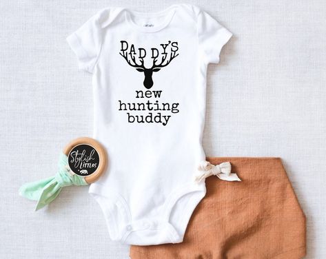 Daddy's Hunting Buddy Funny Baby Onesie®, Deer Hunt Baby Hunter Onesie®, Baby Reveal to Husband, Baby Shower Gift, Father's Day Dad Gift   #NewbornGift #BabyShowerGift #DadGift #FathersDayGift #HuntingBuddy #Hunting Baby Reveal To Husband, Unexpected Pregnancy Announcement, Baby Hunter, Baby Announcement To Husband, Unexpected Pregnancy, Funny Baby Onesie, Creative Pregnancy Announcement, Funny Onesies, Toddler Humor