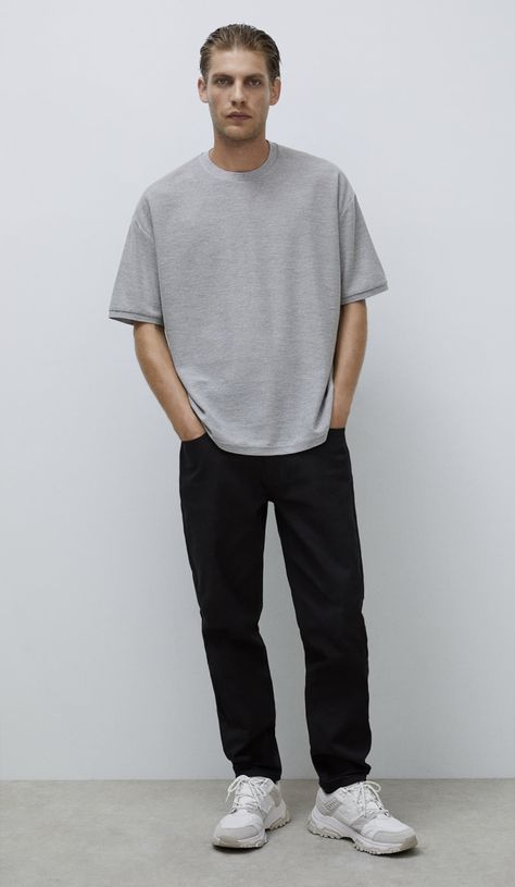 Basic Outfits Minimalist Wardrobe Men, Plain Outfits Men, Basic Outfits Men, Basic Mens Outfits, Boy Outfits Aesthetic Casual, Basic Boy Outfit, Minimalist Mens Fashion, Mens Minimalist Wardrobe, Tshirt Outfit Men