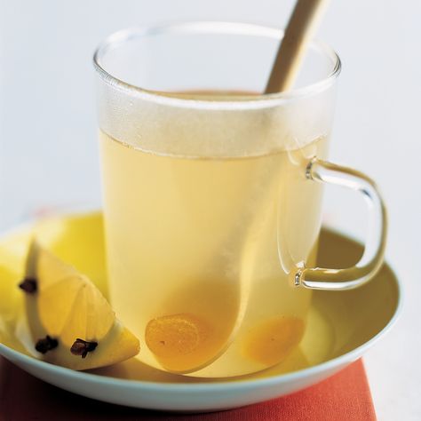 Hot water is just the right medium for balancing the soothing sweetness of old-fashioned honey-drop candies with the tingle of fresh lemon juice and ginger syrup. Ginger Soda, Ginger Recipe, Honey Lemonade, Mulled Apple Cider, Hot Drinks Recipes, Cozy Drinks, Ginger Syrup, Hot Honey, Ginger Juice