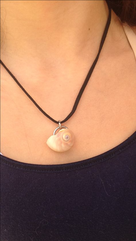 Snail shell beach necklace Snail Shell Earrings, Snail Shell Necklace, Snail Shell Jewelry, Snail Necklace, Beach Necklace, Snail Shell, Beach Necklaces, Shell Beach, Shell Jewelry