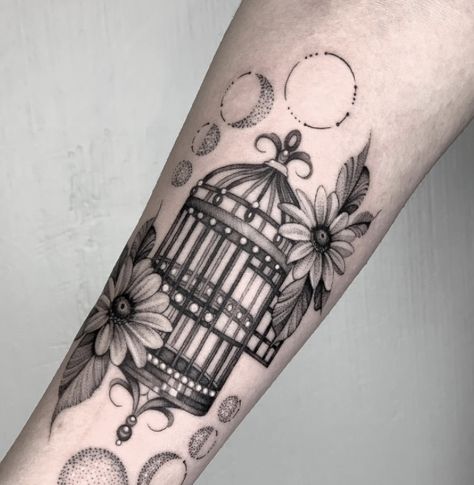 Bird Cage Tattoos, Bird Cage Tattoo, Birdcage Tattoo, Cage Tattoo, Antique Bird Cages, Cage Tattoos, R Tattoo, Tattoo Meaning, American Traditional