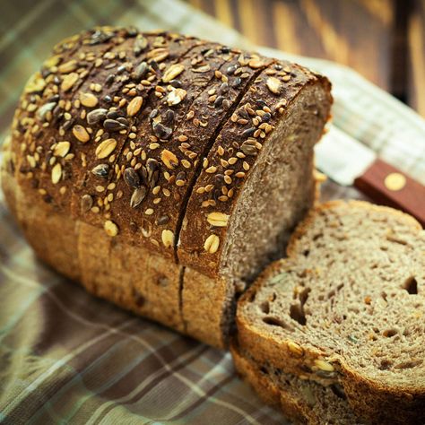 Times Food Multigrain Bread Recipe, Bread Recipe Video, Multigrain Bread, Different Types Of Bread, 100 Calorie, Pan Integral, Healthy Bread, Vegan Bread, Types Of Bread