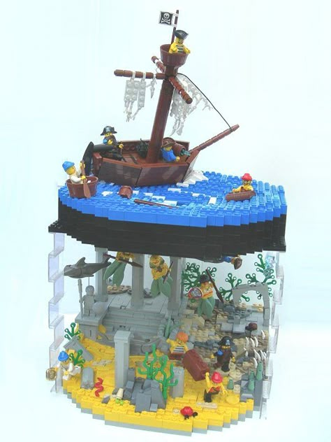 Lego Pirate Ship, Lego Pirates, Lego Club, Lego Sculptures, Construction Lego, Lego Display, Lego Ship, Lego Lovers, Amazing Lego Creations