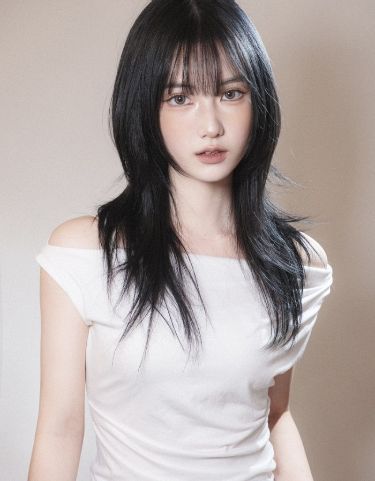 Hairstyle With Bangs Medium, Bangs Medium Length Hair, Hush Cut, Bangs Medium Length, Hairstyle With Bangs, Hair Style Korea, Hair Inspiration Long, Asian Short Hair, Hair Inspiration Short