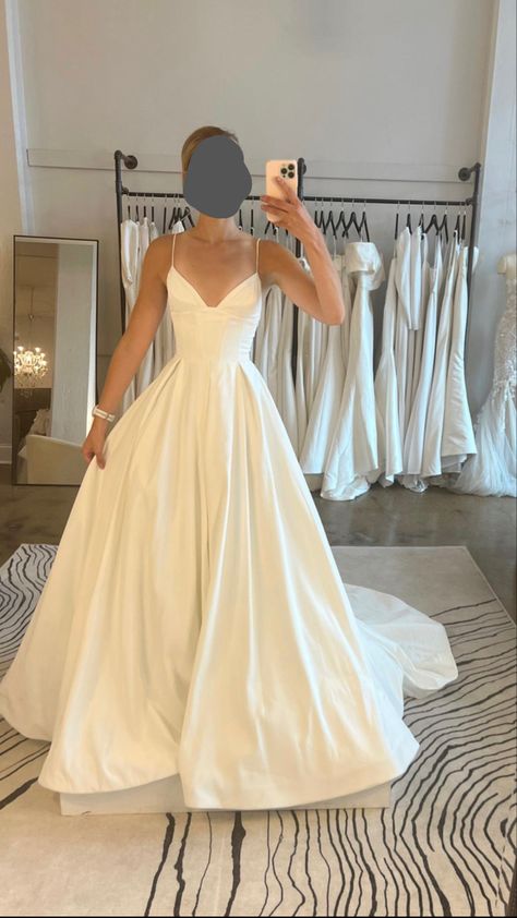 Debutante Dresses, Plain Wedding Dress, Wedding Dress Sketches, Classy Wedding Dress, Deb Dresses, Pretty Wedding Dresses, Cute Wedding Dress, Top Wedding Dresses, Dream Wedding Ideas Dresses