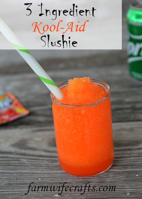 3 Ingredient Kool-Aid Slushie - The Farmwife Crafts Kool Aid Slushie Recipe, Kool Aid Drinks Recipes, Koolaid Slushies Recipes, Jello Popsicles, Bucket Drinks, Homemade Snow Cones, Kool Aid Flavors, Hydration Drinks, Recipes With Friends