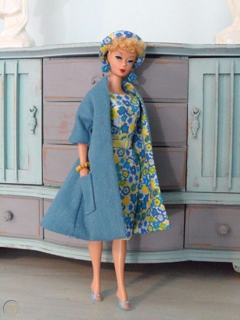 Handmade Vintage Barbie Clothes Floral Dress Set with Reversible Coat and Hat! | #1881072761 Handmade Barbie Clothes, 1959 Barbie, Vintage Barbies, Barbie Clothing, Barbie Inspired, Vintage Barbie Clothes, Dolls Vintage, Reversible Coat, Barbie Stuff