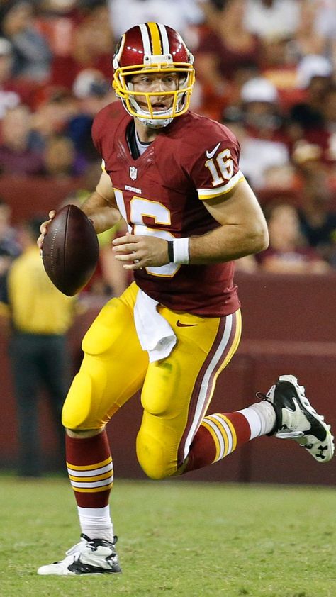 Colt Mccoy, Washington Football, Nfl Players, Sport Football, Lacrosse, American Football, Football Helmets, Mens Fitness, Nfl