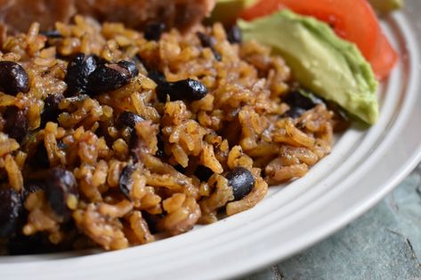 Arroz Congrí (Cuban Rice & Black Beans) — The Sofrito Project | Puerto Rican Recipes & More Cuban Rice Pudding Recipe, Cuban Black Beans And Rice, Cuban Rice And Beans, Canned Beans Recipe, Cuban Rice, Sofrito Recipe, Rice Black Beans, Cuban Black Beans, Rice And Beans Recipe