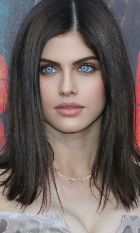 Most Beautiful Eyes, Alexandra Daddario, Gorgeous Eyes, Pretty Eyes, Beauty Face, Beautiful Eyes, Pretty Face, Blue Eyes, Beautiful Hair