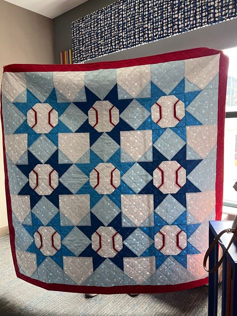 Baseball Quilt, Football Quilt, Boys Quilt Patterns, Sports Quilts, Panel Quilt Patterns, Quilting Blogs, First Quilt, Red And White Quilts, Cracker Jacks