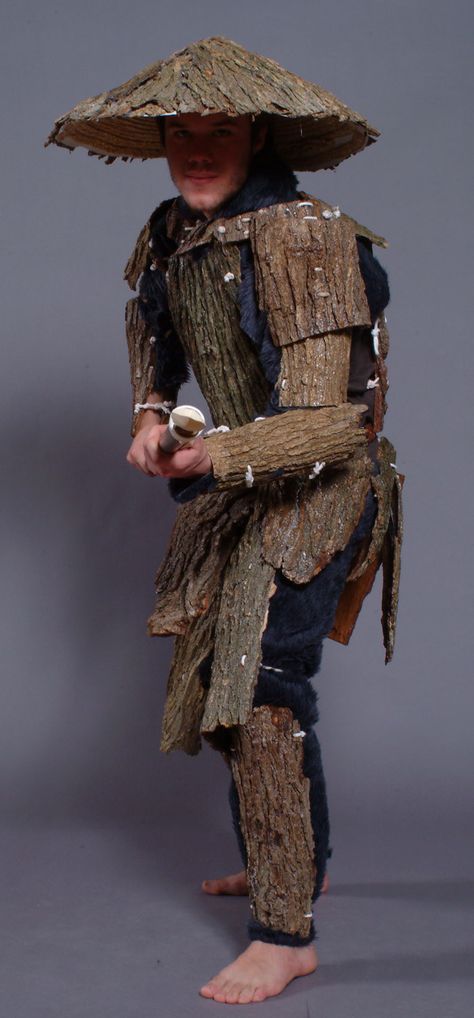 Tree Bark Samurai 2 by ~gorlomin on deviantART Tree Armor, Tree Ent Costume, Bone Armour Art, Bark Armor, Tree Bark Corset, Dragon Hide Armor, Post Apocalyptic Costume, Ren Faire Costume, Larp Armor