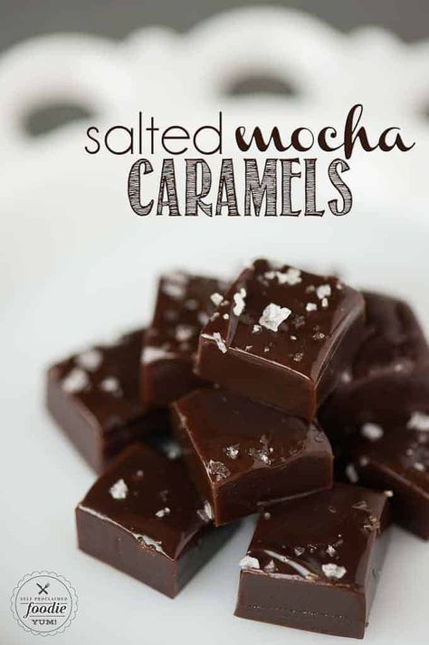 Caramels Homemade, Soft Caramels Recipe, Homemade Caramel Candy, Christmas Yummies, Chocolate And Coffee, Coffee Candy, Chocolate Candy Recipes, Candy Truffles, Homemade Candy