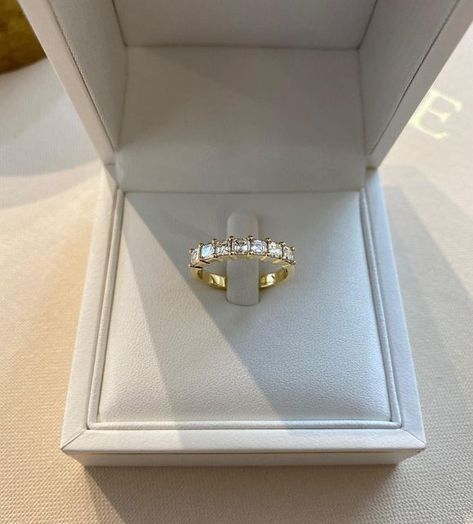 Naveya & Sloane Jewellery on Instagram: "Our Asscher Dancer in 18k Yellow Gold, from our Celebration Diamond Collection. Seven step cut asscher diamonds give this precious band a timeless class. Worn stacked or solo, this piece will mesmerise for generations. #naveyaandsloane #nscelebrationdiamonds" Naveya And Sloane, Wedding Bands For Women, Asscher Diamond, Diamond Collection, I Adore You, Step Cut, Adore You, Womens Wedding Bands, Heart Ring