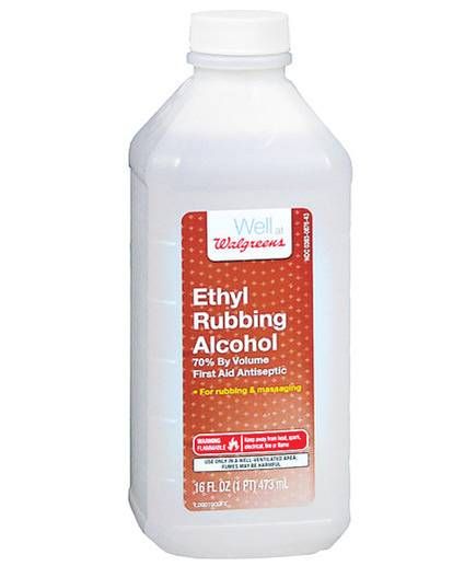 Rubbing alcohol Wound Care Dressings, Remove Pet Stains, Deep Cleaning Hacks, Ethyl Alcohol, House Smell Good, Cleaning Techniques, Deep Cleaning Tips, Toenail Fungus, Cleaners Homemade