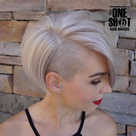 30 Raddest Short Undercut Bob Haircuts for Women with Thick Hair Bob Undercut, Undercut Bob Haircut, Shaved Bob, Undercut Bob, Undercut Designs, Popular Short Hairstyles, Blonde Pixie Haircut, Popular Haircuts, Hair Haircuts