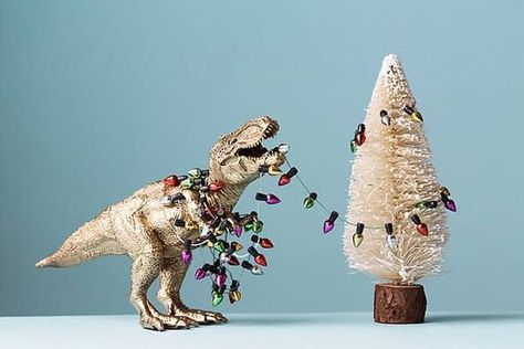 Toy Dinosaurs, Dekoratívne Vence, Christmas Village Accessories, Noel Christmas, Dinosaur Christmas, Merry Little Christmas, Holiday Inspiration, Christmas Deco, Christmas Village