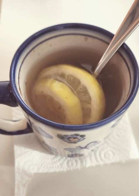 Hot water + cinnamon + lemon + honey 🌷💞 Lemon And Honey, Lemon Honey, Lemon Drink, Hot Water, Cinnamon, Honey, Lemon, Water, Birthday