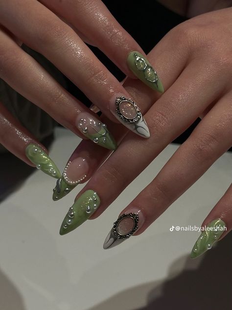 Almond Nails Sage Green, Green Nails Almond Shape, Green Fairy Nails, Green Aura Nails, Fairy Nails, Green Aura, Aura Nails, Green Fairy, Nails Almond