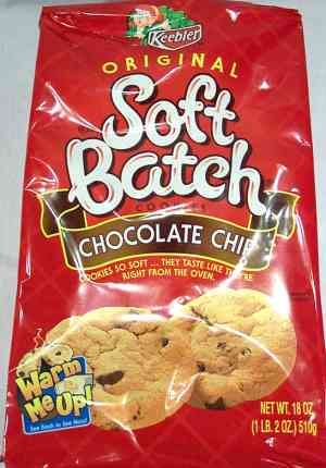 Keebler's Soft Batch Cookies...When I was a kid, I would take like 6 of these and heat them up in the microwave on a Dixie plate as an after school snack. They were so much better when they were warm! 80s Snacks, Soft Batch Chocolate Chip Cookies, Soft Batch Cookies, 80s Food, Soft Batch, Soft Chocolate Chip Cookies, Good Ole Days, Childhood Days, 90s Childhood