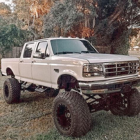 Trucks Gmc, Truck Accessories Ford, Custom Lifted Trucks, Trucks Lifted Diesel, Ranger Truck, Ford Ranger Truck, Lifted Ford, Old Ford Trucks, Old Pickup Trucks