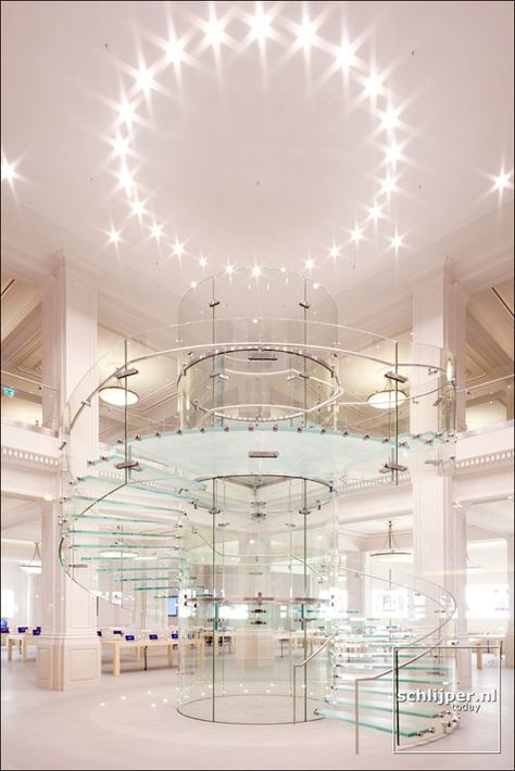 Apple's new store in Amsterdam Glass Railings, Glass Stairs, Glass Staircase, Retail Store Design, Green Bottle, Spiral Staircase, Brand Image, Apple Store, Retail Space