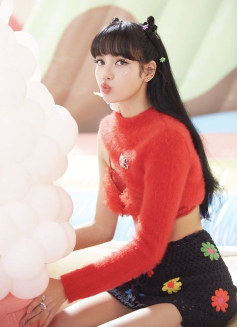 lisa pics on Twitter: "this hairstyle! #리사 #LISA #LALISA @BLACKPINK… " Ice Cream Pictures, Blackpink Ice-cream, Cream Outfit, Cute Skirt Outfits, Cute Couple Selfies, Red Outfit, Cute Skirts, Lalisa Manoban, Blackpink Lisa