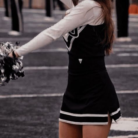 Cheerleading Outfits Aesthetic, Miss Americana And The Heartbreak, Cheer Aesthetic, Black Cheerleaders, Punk 57, Cheer Uniforms, Cheer Squad, Cheer Uniform, Cheer Outfits