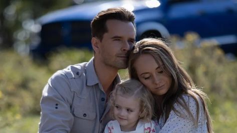 A burning Heartland question answered | CBC Television Heartland Season 6, Heartland Season 7, My Fav Characters, Heartland Cbc, Heartland Amy, Amy And Ty Heartland, Hallmark Mysteries, Ty Heartland, Greys Anatomy Funny